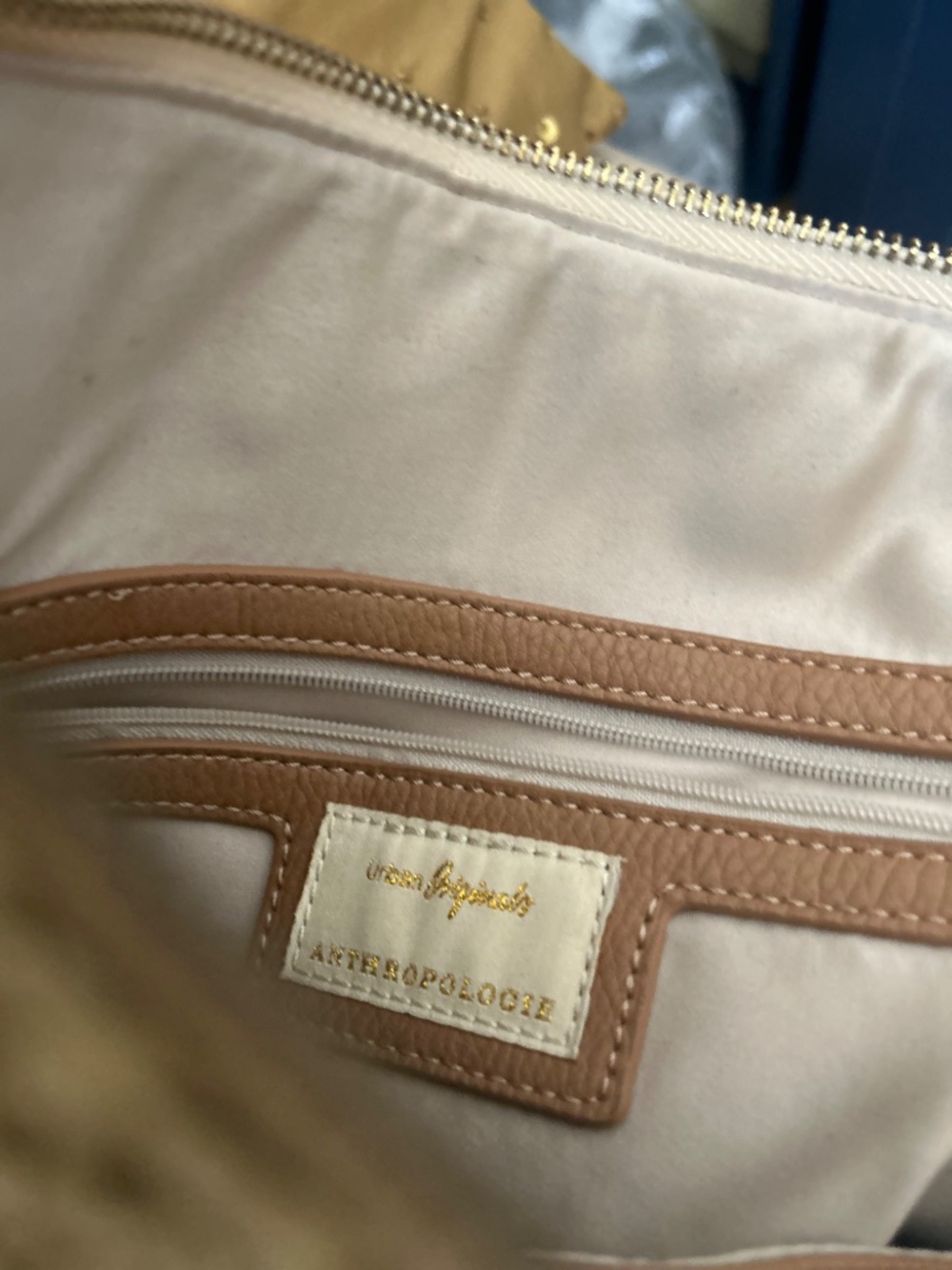 Shoulder bag - Picture 3 of 3